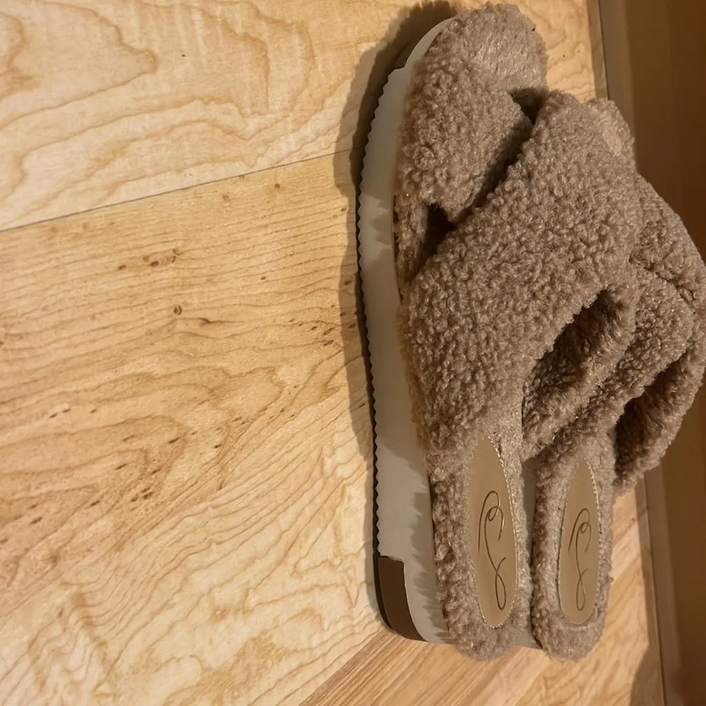 Sam Edelman Shearling Sandals - Picture 5 of 5